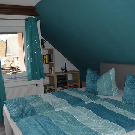 Marktstuebchen An Der Schoenen Loreley * Bornich