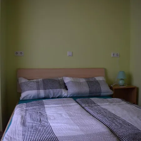 Marktstuebchen An Der Schoenen Loreley Bornich