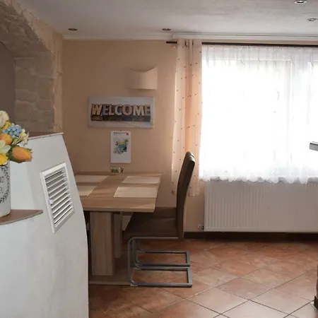 Marktstuebchen An Der Schoenen Loreley *