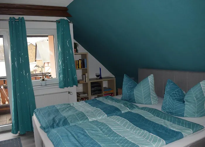 Marktstuebchen An Der Schoenen Loreley * Bornich